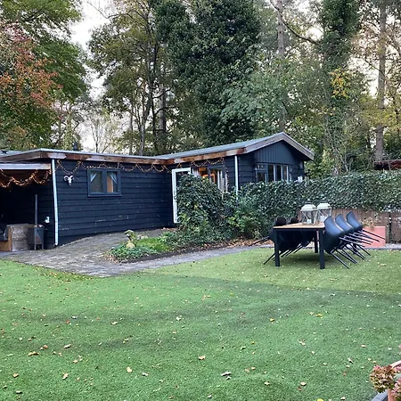 Chalet 4 Person With Sauna And Whirpool Doornspijk