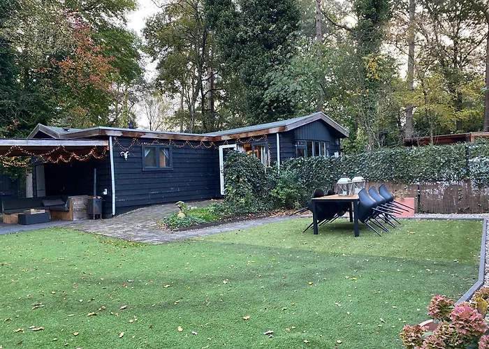 Chalet 4 Person With Sauna And Whirpool Doornspijk